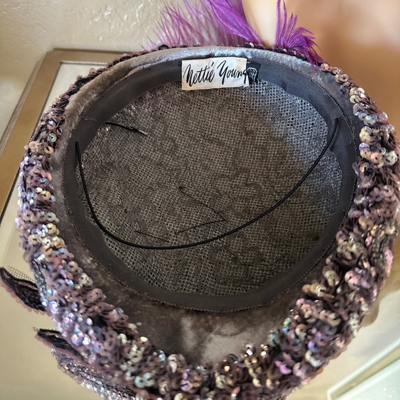 JOYFUL 195O\'s IRIDESCENT SEQUIN COCKTAIL HAT WITH OSTRICH FEATHERS main image 6